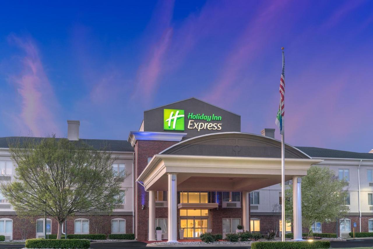 Holiday Inn Express Radcliff Fort Knox, An Ihg Hotel Exterior photo